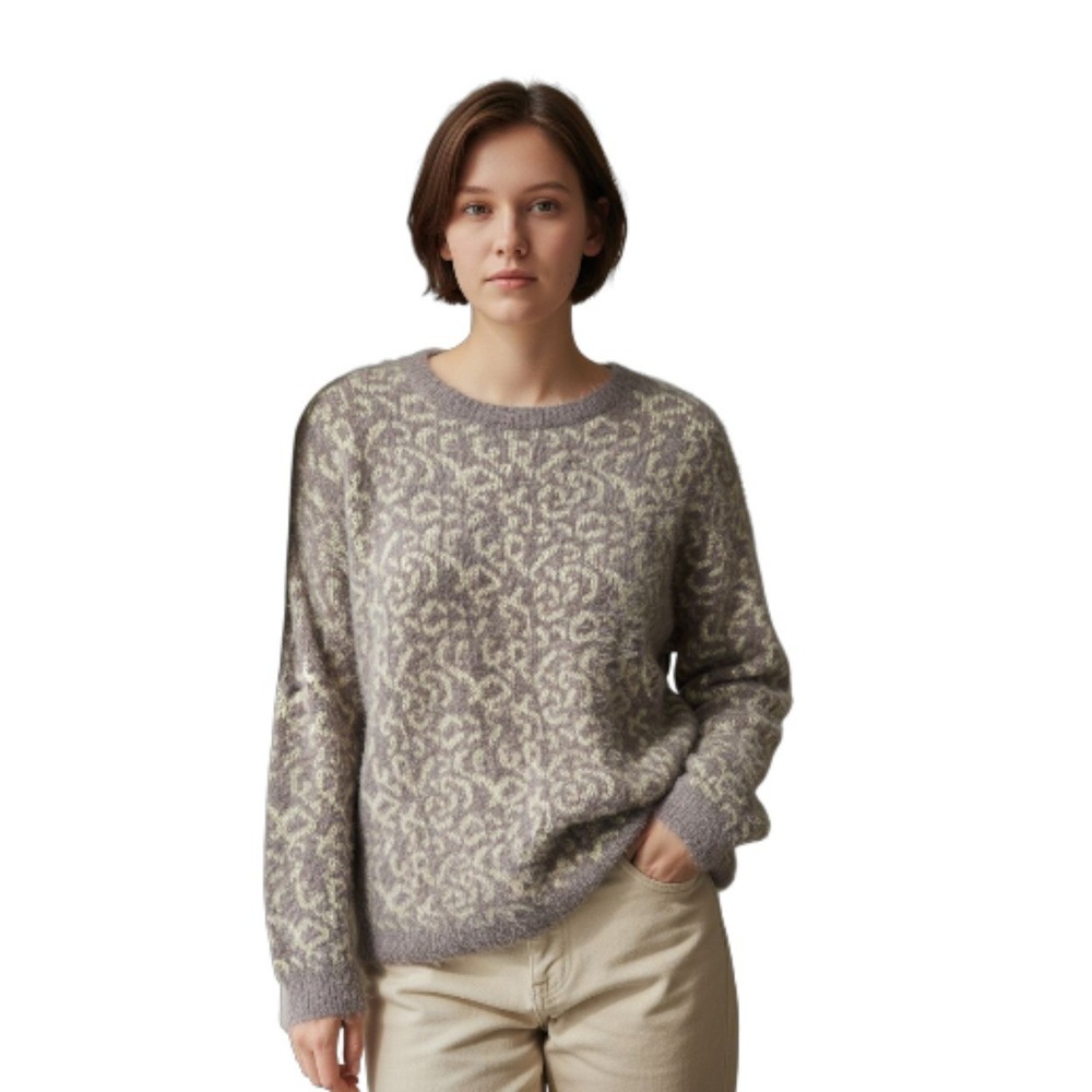 Victoria Women's Leopard Print Fuzzy Knit Sweater L XL